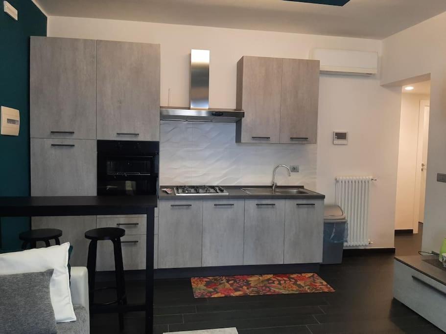 Belfrontizio Apartment Ачиреале Экстерьер фото